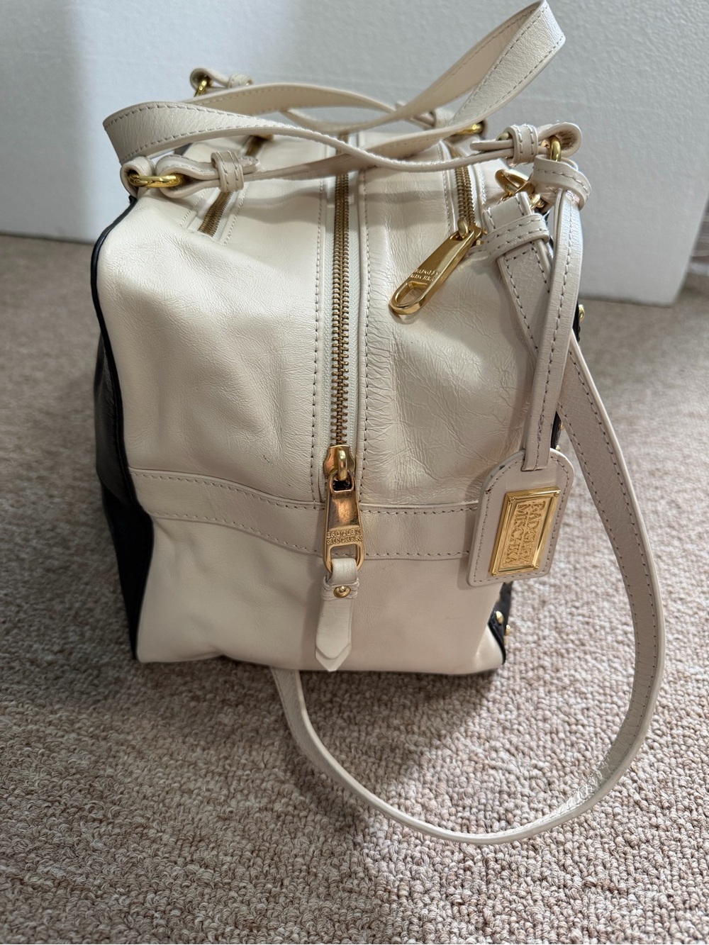 Authentic Badgley Mischka Nina Cube satchel/shoulder bag cream/black, EUC - Picture 4 of 10